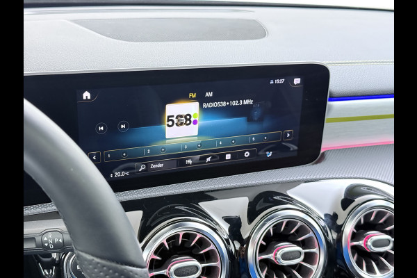 Mercedes-Benz A-Klasse 250 AMG line Edition 1 | Pano Distronic Multibeam Burmester