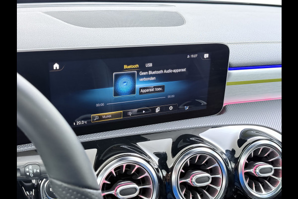 Mercedes-Benz A-Klasse 250 AMG line Edition 1 | Pano Distronic Multibeam Burmester