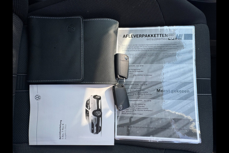 Volkswagen T-Roc 1.0 TSI Life LED / NAVIGATIE / DIGITAL COCKPIT / PARK ASSIST / STOELVERWARMING
