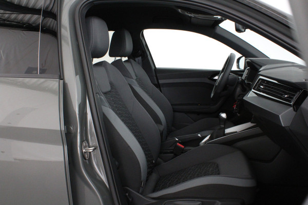 Audi A1 Sportback 30 TFSI S line > 116pk/Chronos Gray en zwart dak/17inch/stoelverwarming