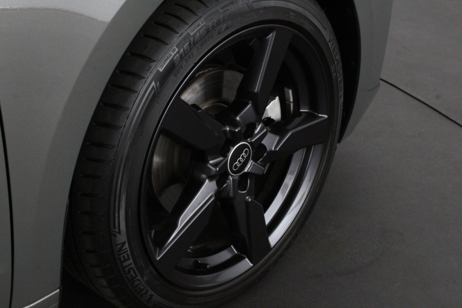Audi A1 Sportback 30 TFSI S line > 116pk/Chronos Gray en zwart dak/17inch/stoelverwarming