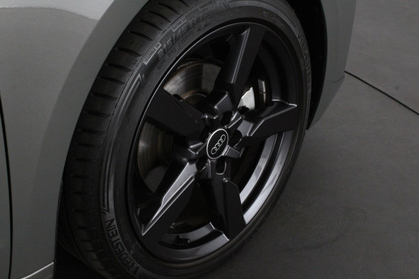 Audi A1 Sportback 30 TFSI S line > 116pk/Chronos Gray en zwart dak/17inch/stoelverwarming
