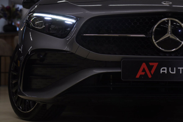 Mercedes-Benz A-Klasse 250 e AMG Line PANO/360CAM/HUD/ACC/BLINDSPOT/KEYLESS/VOL