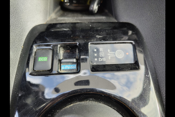 Nissan Leaf e+ N-Connecta 62kWh Adap.Cruise Warmtepomp Leder+Verwarmd 360°Camera Ecc Stuurverwarming Navi Apple Carplay/Android Auto Lmv Privacy Glas Isofix DAB Bluetooth Led Dodehoekdetectie 1e Eigenaar Origineel Nederlandse Auto