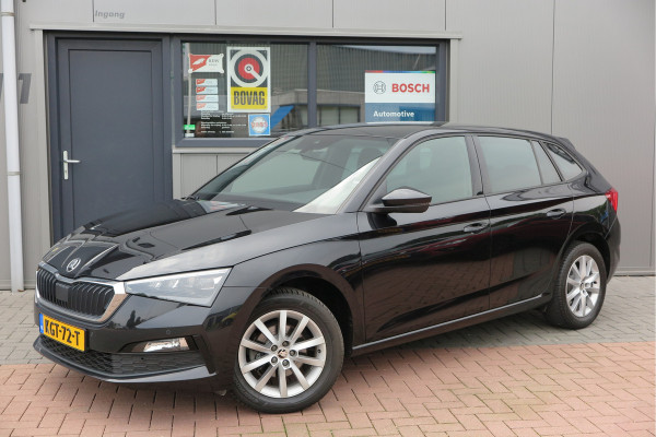 Škoda SCALA 1.0 TSI 110pk H6 Sport Business. Panoramadak , Led, Stoelverwarming, Achteruitrijcamera , PDC , Carplay , (navigatie via carplay) DAB+
