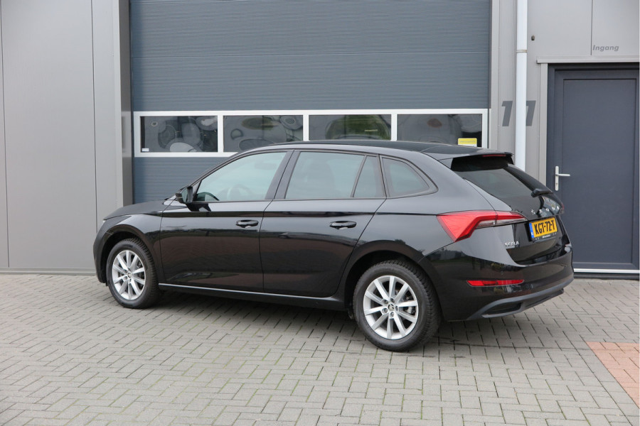 Škoda SCALA 1.0 TSI 110pk H6 Sport Business. Panoramadak , Led, Stoelverwarming, Achteruitrijcamera , PDC , Carplay , (navigatie via carplay) DAB+