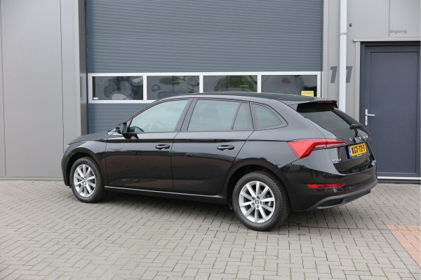 Škoda SCALA 1.0 TSI 110pk H6 Sport Business. Panoramadak , Led, Stoelverwarming, Achteruitrijcamera , PDC , Carplay , (navigatie via carplay) DAB+