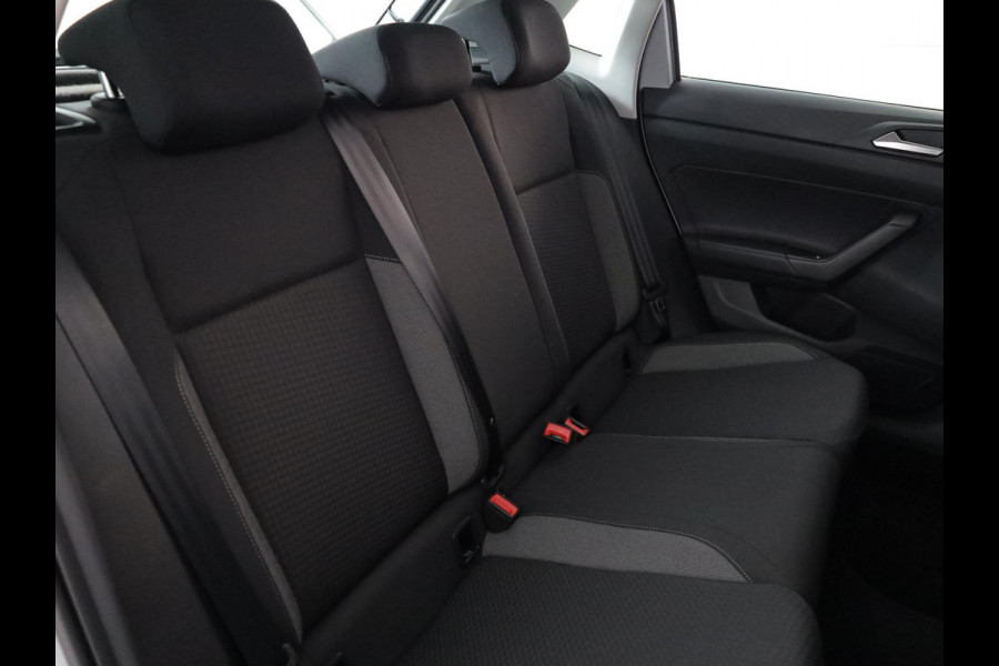 Volkswagen Polo 1.0 TSI Life 95pk  Parksensors| 15'LM-velgen| airco |