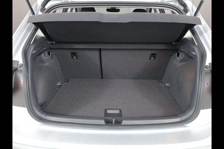 Volkswagen Polo 1.0 TSI Life 95pk  Parksensors| 15'LM-velgen| airco |