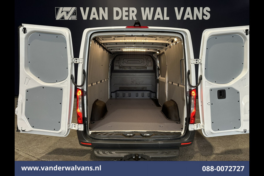 Mercedes-Benz Sprinter 314 CDI 143pk L2H1 Euro6 Airco | Camera | Apple Carplay | Trekhaak | Chauffeursstoel Android Auto, Bijrijdersbank