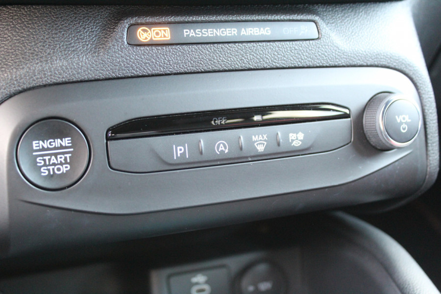 Ford FOCUS Wagon 1.0 EcoBoost Hybrid ST Line X | BLIS | Head-Up | Trekhaak | Adaptieve cruise