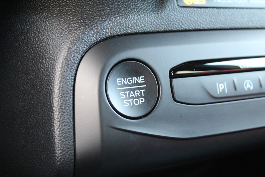 Ford FOCUS Wagon 1.0 EcoBoost Hybrid ST Line X | BLIS | Head-Up | Trekhaak | Adaptieve cruise