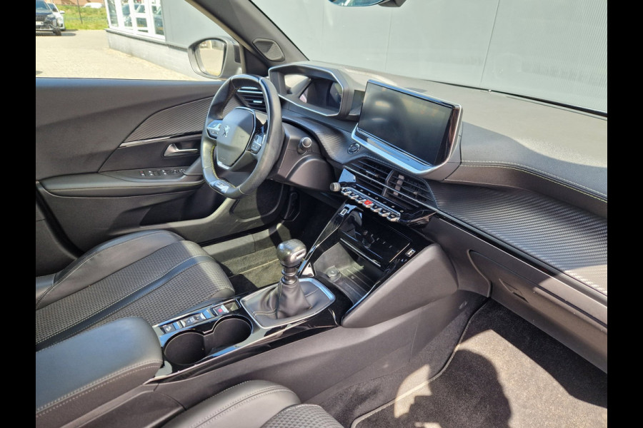 Peugeot 2008 1.5 BlueHDi GT -Line /I Cockpit /Pano