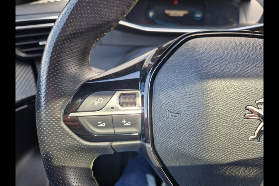 Peugeot 2008 1.5 BlueHDi GT -Line /I Cockpit /Pano
