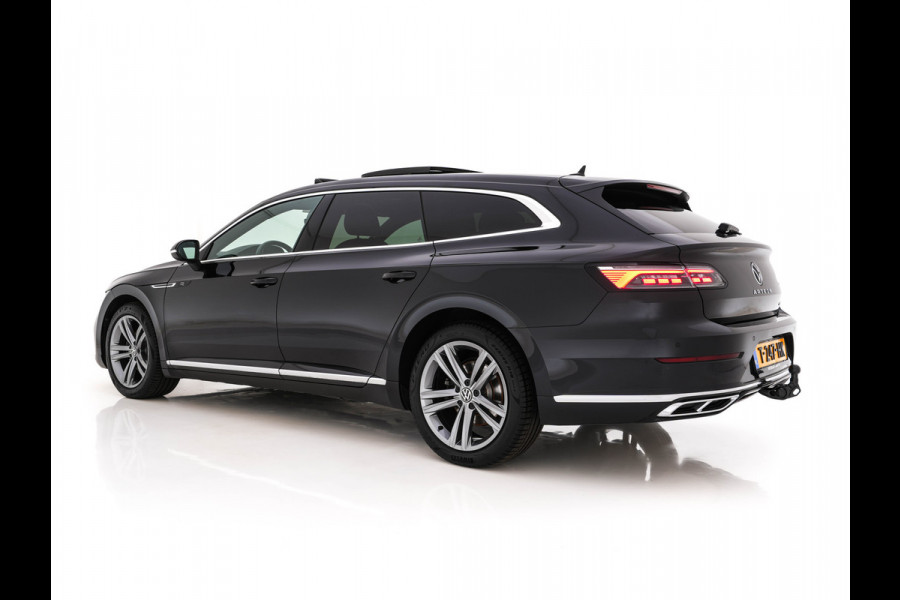 Volkswagen Arteon Shooting Brake 1.4 TSI eHybrid R-Line Business (Plug-in) (INCL-BTW) *PANO | LEATHER-MICROFIBRE | FULL-LED | CAMERA | ADAPTIVE-CRUISE | HEATED-SPORTSEATS | KEYLESS | NAVI-FULLMAP | PRIVACYGLASS | SHIFTPADDLES | DIGI-COCKPIT | TOWBAR | 18''ALU*