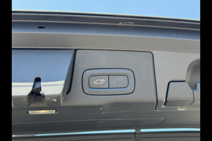 Volvo XC60 2.0 B5 Inscription | Leder, Carplay/Android, Memory, 360 Camera, Scandinavian Line, ACC, Stoel+Stuurverw., | 1e Eig. |