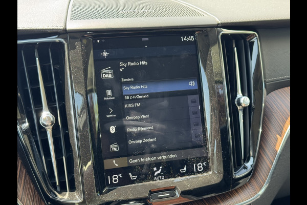 Volvo XC60 2.0 B5 Inscription | Leder, Carplay/Android, Memory, 360 Camera, Scandinavian Line, ACC, Stoel+Stuurverw., | 1e Eig. |