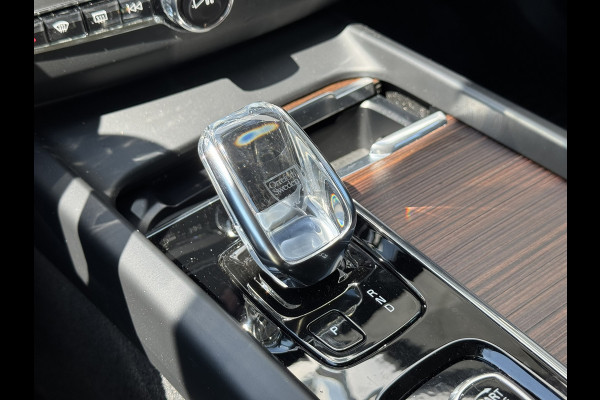 Volvo XC60 2.0 B5 Inscription | Leder, Carplay/Android, Memory, 360 Camera, Scandinavian Line, ACC, Stoel+Stuurverw., | 1e Eig. |