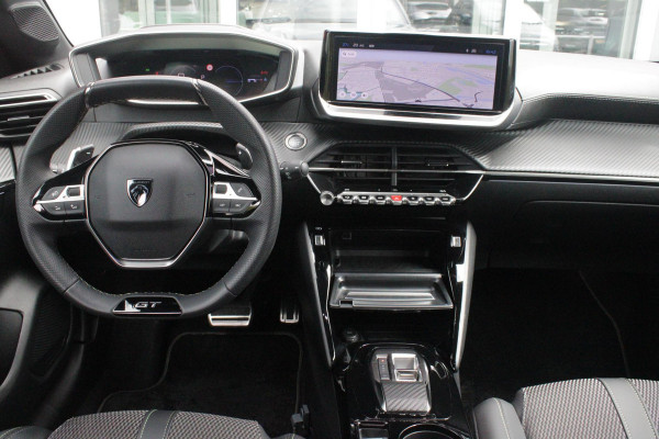 Peugeot 208 1.2 Hybrid 145PK AUTOMAAT GT | NAVIGATIE | DRAADLOZE APPLE CARPLAY/ANDROID AUTO | CAMERA VOOR + ACHTER | FULL LED KOPLAMPEN | LICHTMETALEN VELGEN 17" | DODEHOEK DETECTIE | DRAADLOZE TELEFOONLADER | KEYLESS ENTRY/START | DAB+ RADIO | ADAPTIVE CRUISE CONTROL | CLIMATE CONTROL |