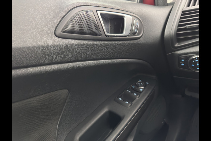 Ford EcoSport 1.0 EcoBoost Trend Ultimate (INCL-BTW) *NAVI-FULLMAP | CAMERA | CRUISE | COMFORTSEATS | FORD-SYNC3-AUDIO | PRIVACY-GLASS | PDC | 16''ALU | TOWBAR *