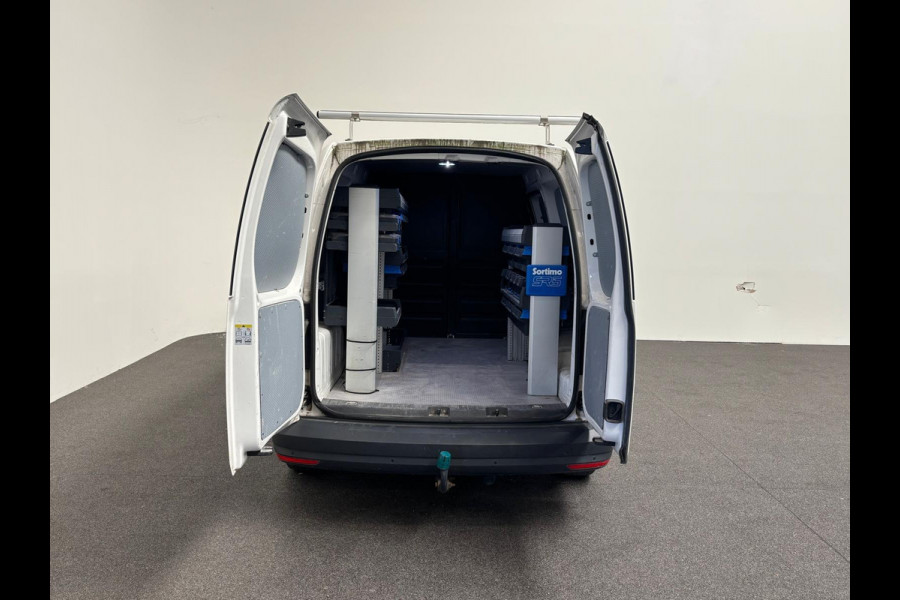 Volkswagen Caddy 2.0 TDI L2 Maxi Parkersensoren Stoelverwarming Airco Trekhaak Cruise Control