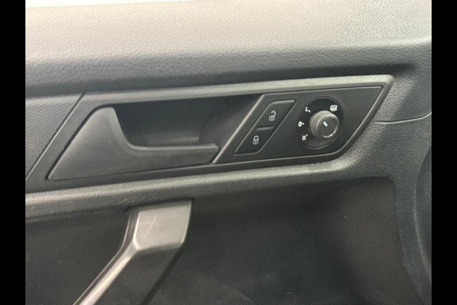 Volkswagen Caddy 2.0 TDI L2 Maxi Parkersensoren Stoelverwarming Airco Trekhaak Cruise Control