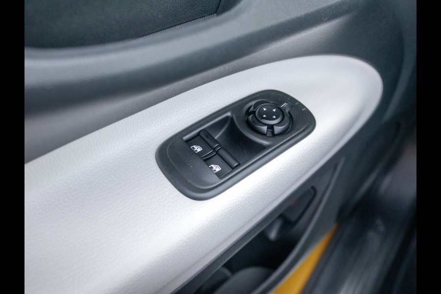 Fiat 500C Hybrid La Prima Cabrio | Clima | LED | PDC | JBL Premium Audio | 17" | Camera | Canneloni Ivory/Piombo interieur