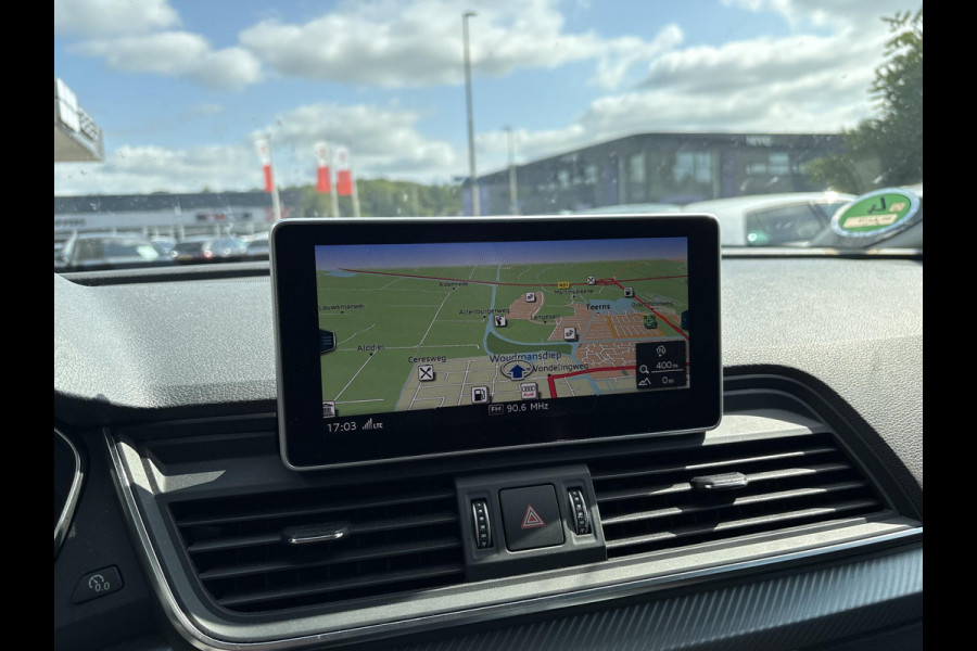 Audi Q5 55 TFSI e quattro S line | Panoramadak | Trekhaak wegklapbaar | Matrix LED | 360 graden camera | Geheugenstoel | Luchtvering | Head up Display | Stoelverwarming | Virtual cockpit | Adaptive cruise control | Massagestoel
