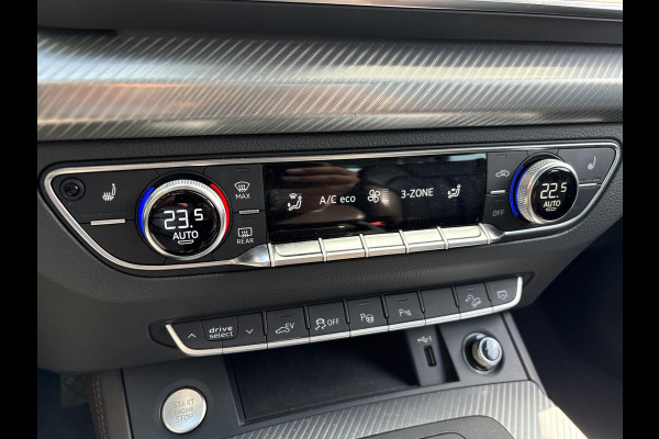 Audi Q5 55 TFSI e quattro S line | Panoramadak | Trekhaak wegklapbaar | Matrix LED | 360 graden camera | Geheugenstoel | Luchtvering | Head up Display | Stoelverwarming | Virtual cockpit | Adaptive cruise control | Massagestoel