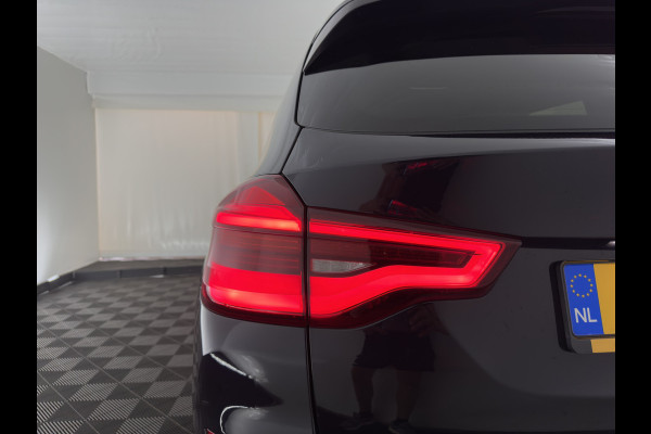 BMW X3 xDrive30d High Executive M-Sportpack (INCL.BTW) Aut. *LEATHER | FULL-LED | ADAPTIVE-CRUISE | BLINDSPOT | DIGI-COCKPIT | HEATED-SPORTSEAST | TOP-VIEW | KEYLESS | HIFI-SOUND |  NAVI-FULLMAP | SHIFT-PADDLES | PRIVACYGLASS | 20''ALU