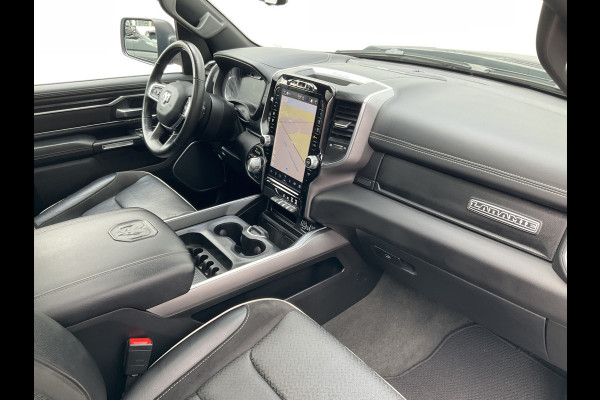 Dodge Ram 1500 5.7 V8 4x4 Crew Cab Limited Laramie Trekhaak Pano Harman/Kardon Leer Treeplanken BOMVOL!