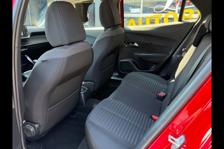 Peugeot 2008 1.2 PureTech Active Pack Premium - 33.000 KM I Navigatie / Apple CarPlay I Airco I PDC I Camera I Dealer onderhouden