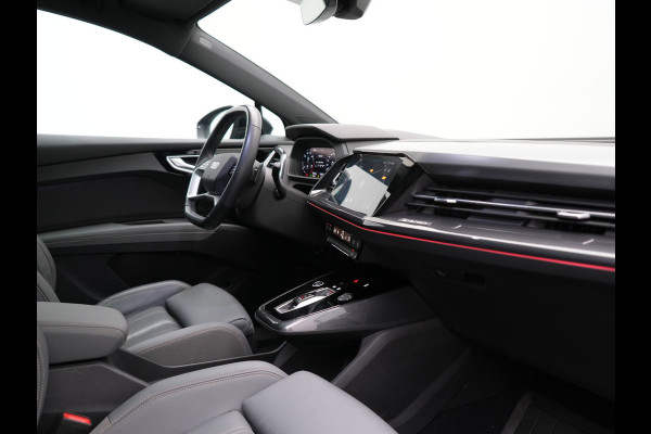 Audi Q4 e-tron 50 Quattro Edition One 2x S Line 77 kWh 300pk Dealer O.H. | Panodak | Head Up | Adaptive Cruise | Matrix LED | Camera | Lederen Sportstoelen Memory & Verwarmd | Keyless | Apple Carplay | Blis | DAB | 21"L.M |