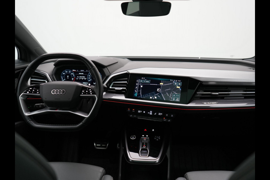 Audi Q4 e-tron 50 Quattro Edition One 2x S Line 77 kWh 300pk Dealer O.H. | Panodak | Head Up | Adaptive Cruise | Matrix LED | Camera | Lederen Sportstoelen Memory & Verwarmd | Keyless | Apple Carplay | Blis | DAB | 21"L.M |