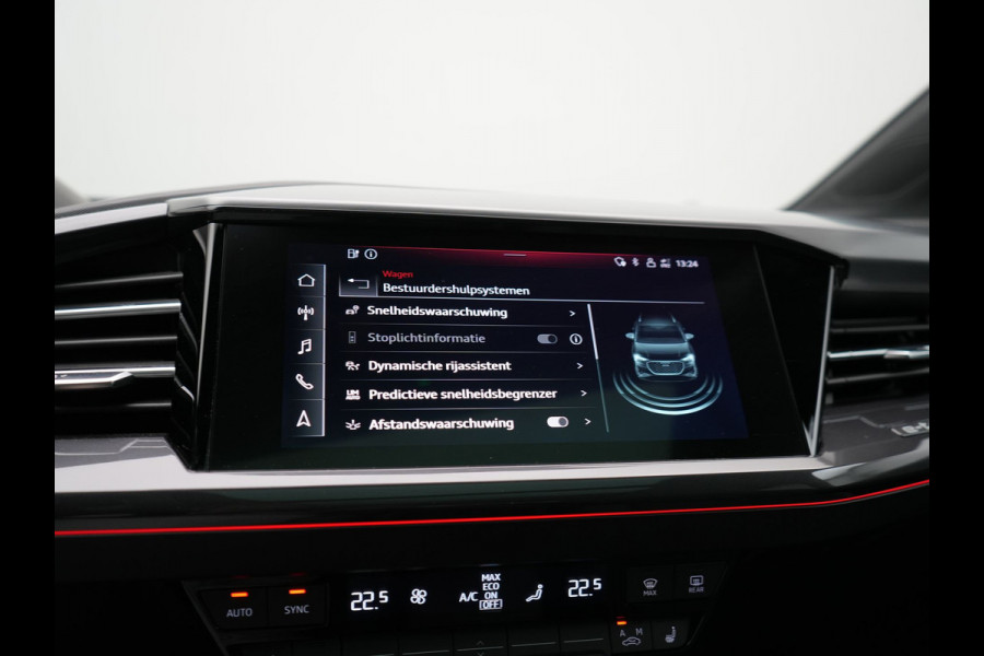 Audi Q4 e-tron 50 Quattro Edition One 2x S Line 77 kWh 300pk Dealer O.H. | Panodak | Head Up | Adaptive Cruise | Matrix LED | Camera | Lederen Sportstoelen Memory & Verwarmd | Keyless | Apple Carplay | Blis | DAB | 21"L.M |
