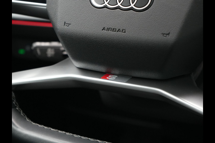 Audi Q4 e-tron 50 Quattro Edition One 2x S Line 77 kWh 300pk Dealer O.H. | Panodak | Head Up | Adaptive Cruise | Matrix LED | Camera | Lederen Sportstoelen Memory & Verwarmd | Keyless | Apple Carplay | Blis | DAB | 21"L.M |
