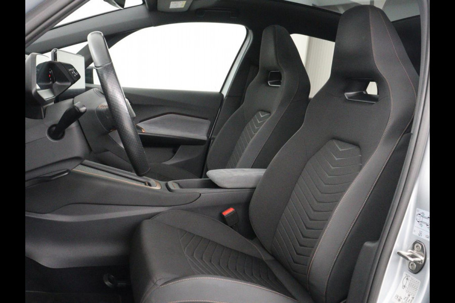 CUPRA Born Business 62 kWh | SOH 91.0% | Panoramadak | Adaptive cruise | Camera | Park assist | Stuur/stoel verwarming | Sfeerverlichting | Full LED |