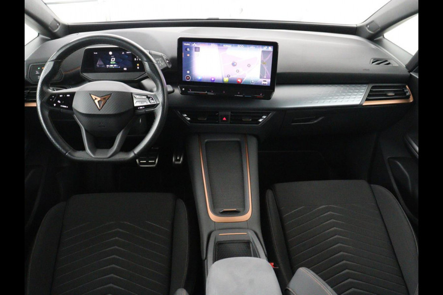 CUPRA Born Business 62 kWh | SOH 91.0% | Panoramadak | Adaptive cruise | Camera | Park assist | Stuur/stoel verwarming | Sfeerverlichting | Full LED |