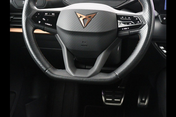 CUPRA Born Business 62 kWh | SOH 91.0% | Panoramadak | Adaptive cruise | Camera | Park assist | Stuur/stoel verwarming | Sfeerverlichting | Full LED |
