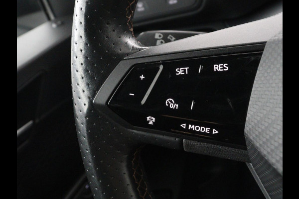 CUPRA Born Business 62 kWh | SOH 91.0% | Panoramadak | Adaptive cruise | Camera | Park assist | Stuur/stoel verwarming | Sfeerverlichting | Full LED |