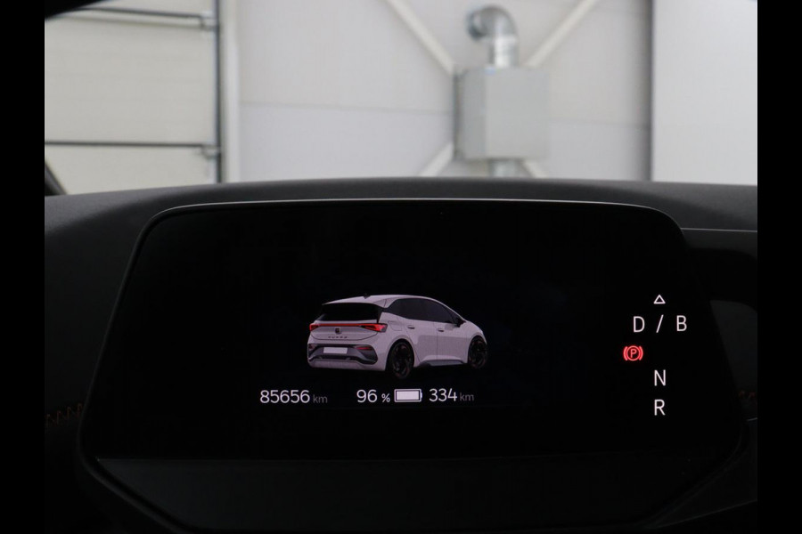 CUPRA Born Business 62 kWh | SOH 91.0% | Panoramadak | Adaptive cruise | Camera | Park assist | Stuur/stoel verwarming | Sfeerverlichting | Full LED |