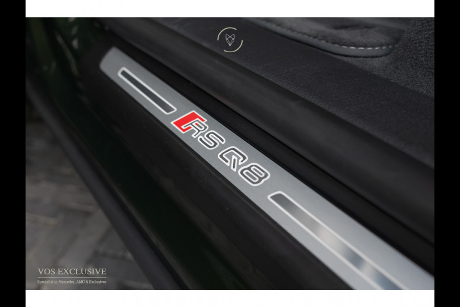 Audi RSQ8 4.0 TFSI quattro Performance URBAN|FULL CARBON|B&O|Ceramic|ACC|24"|Dynamic Plus|Keyless|Softclose|Standkachel|360°