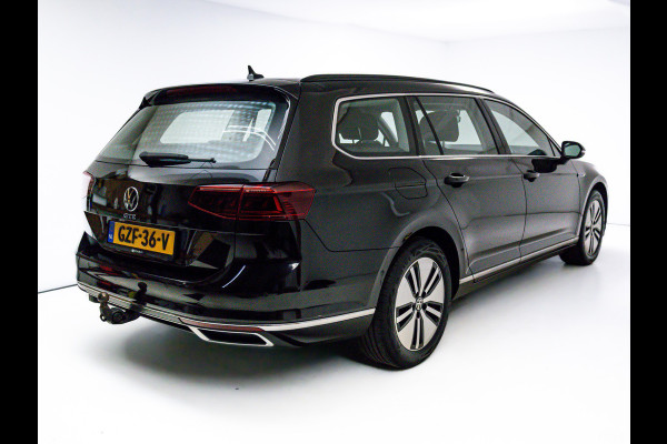Volkswagen Passat Variant 1.4 TSI PHEV GTE Business | Elec. trekhaak | Head-Up | Elec. verst. best.stoel met geheugen | Stoelverw. | Elec. klep, Navigatie, App. connect, Travel assist, IQ Led