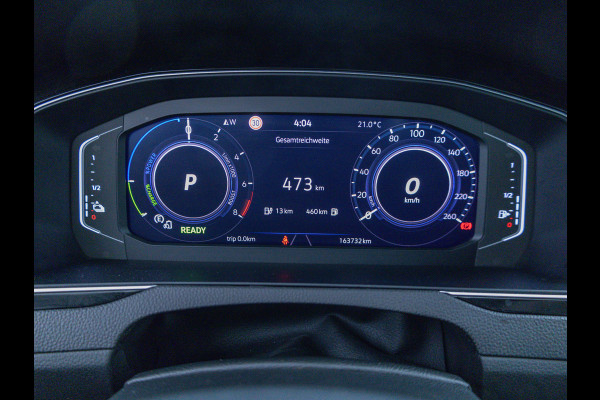 Volkswagen Passat Variant 1.4 TSI PHEV GTE Business | Elec. trekhaak | Head-Up | Elec. verst. best.stoel met geheugen | Stoelverw. | Elec. klep, Navigatie, App. connect, Travel assist, IQ Led