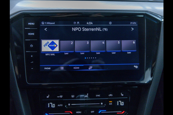 Volkswagen Passat Variant 1.4 TSI PHEV GTE Business | Elec. trekhaak | Head-Up | Elec. verst. best.stoel met geheugen | Stoelverw. | Elec. klep, Navigatie, App. connect, Travel assist, IQ Led