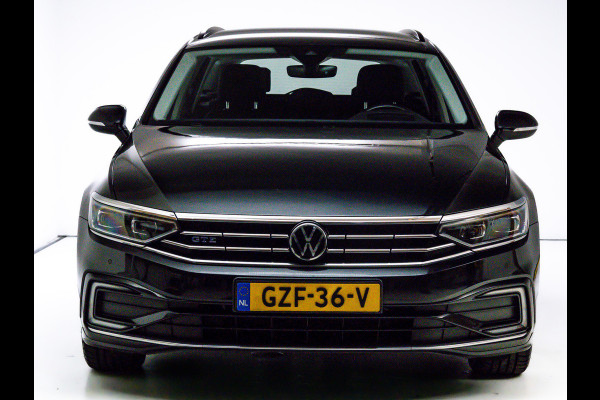 Volkswagen Passat Variant 1.4 TSI PHEV GTE Business | Elec. trekhaak | Head-Up | Elec. verst. best.stoel met geheugen | Stoelverw. | Elec. klep, Navigatie, App. connect, Travel assist, IQ Led