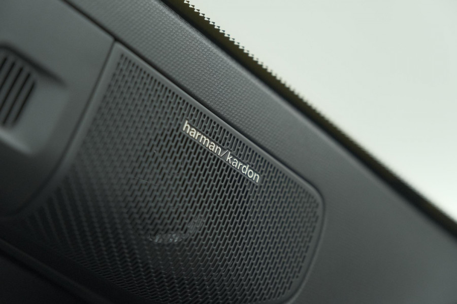 Renault 5 comfort range iconic cinq 52 kWh | 99,1% SOH | Adaptieve Cruise Control | Harman Kardon | Camera