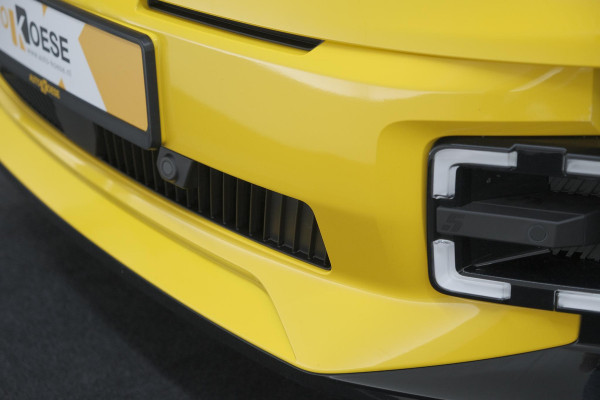 Renault 5 comfort range iconic cinq 52 kWh | 99,1% SOH | Adaptieve Cruise Control | Harman Kardon | Camera