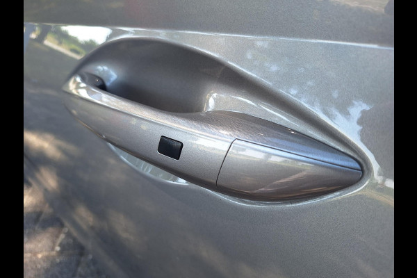 Hyundai i20 1.0 T-GDI Premium | Climate | LED | Camera | Stuur-en Stoelverwarming | NAP |