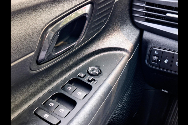 Hyundai i20 1.0 T-GDI Premium | Climate | LED | Camera | Stuur-en Stoelverwarming | NAP |